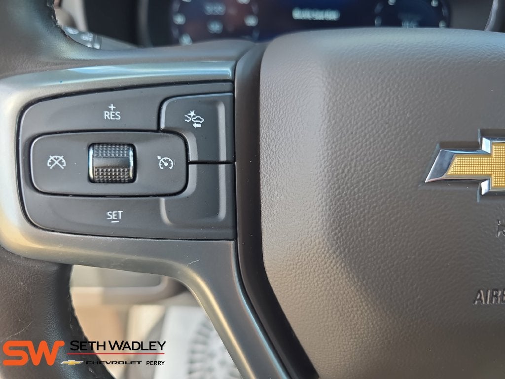 2024 Chevrolet Suburban LT