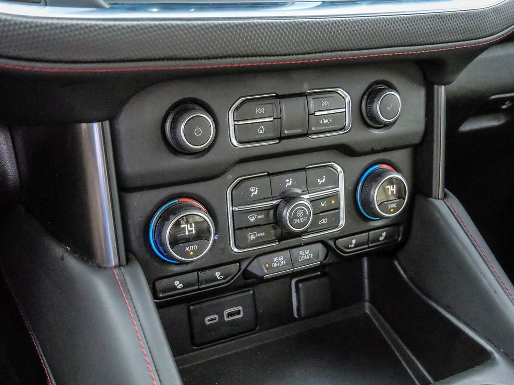 2024 Chevrolet Suburban RST