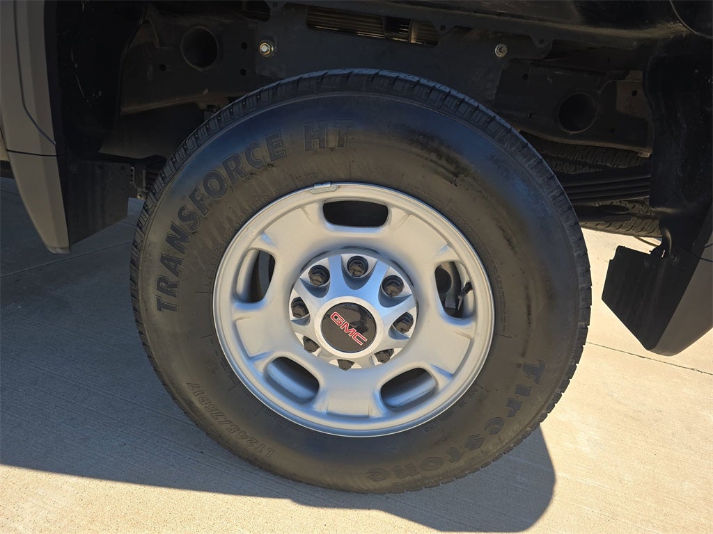 2024 GMC Sierra 2500HD Pro