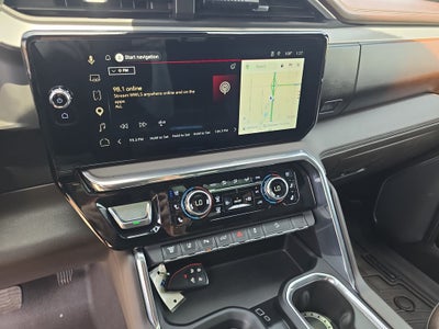 2024 GMC Sierra 2500HD Denali