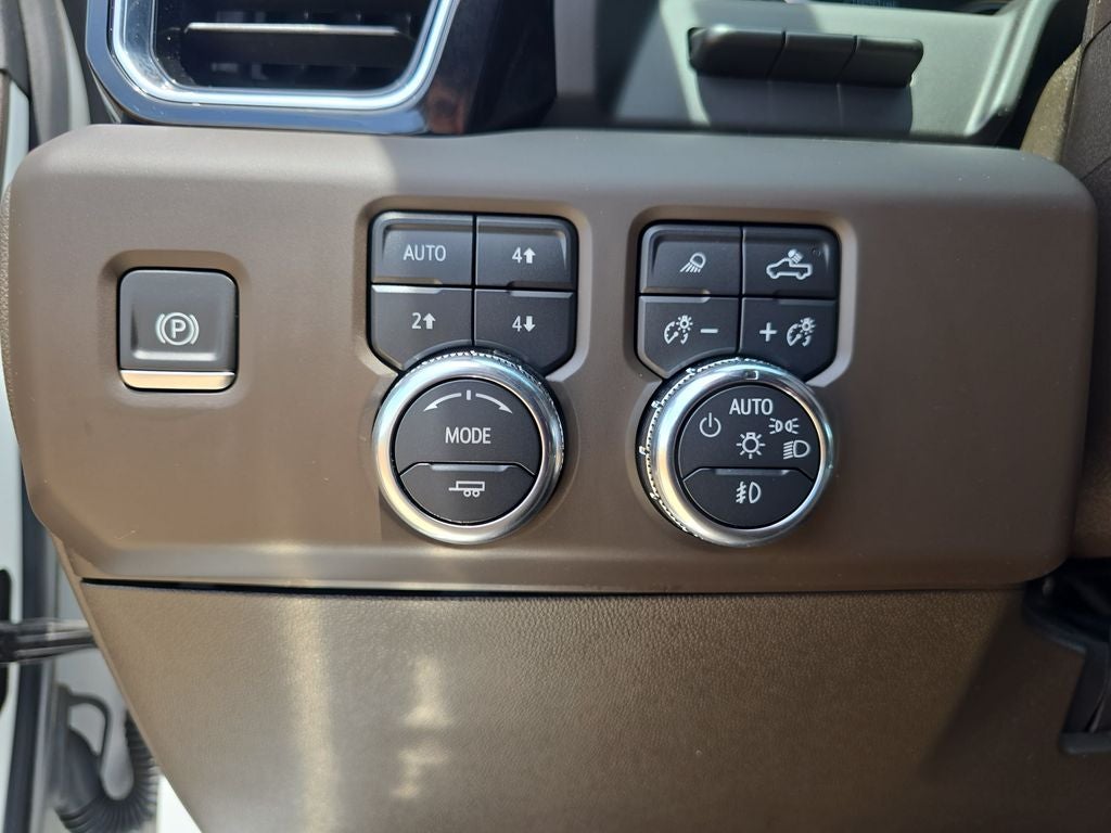 2024 GMC Sierra 2500HD Denali