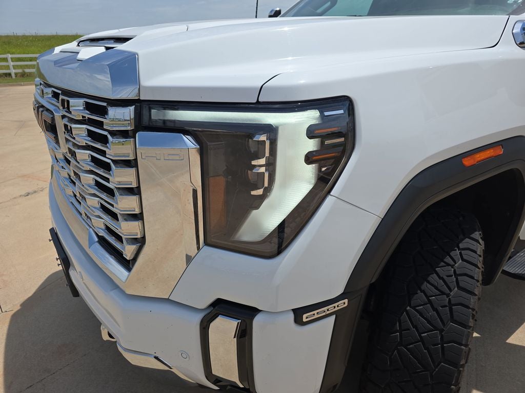 2024 GMC Sierra 2500HD Denali