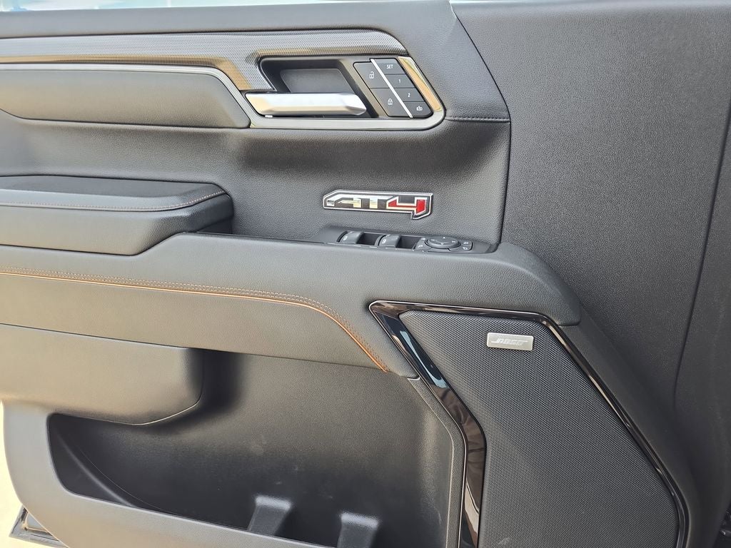 2024 GMC Sierra 1500 AT4
