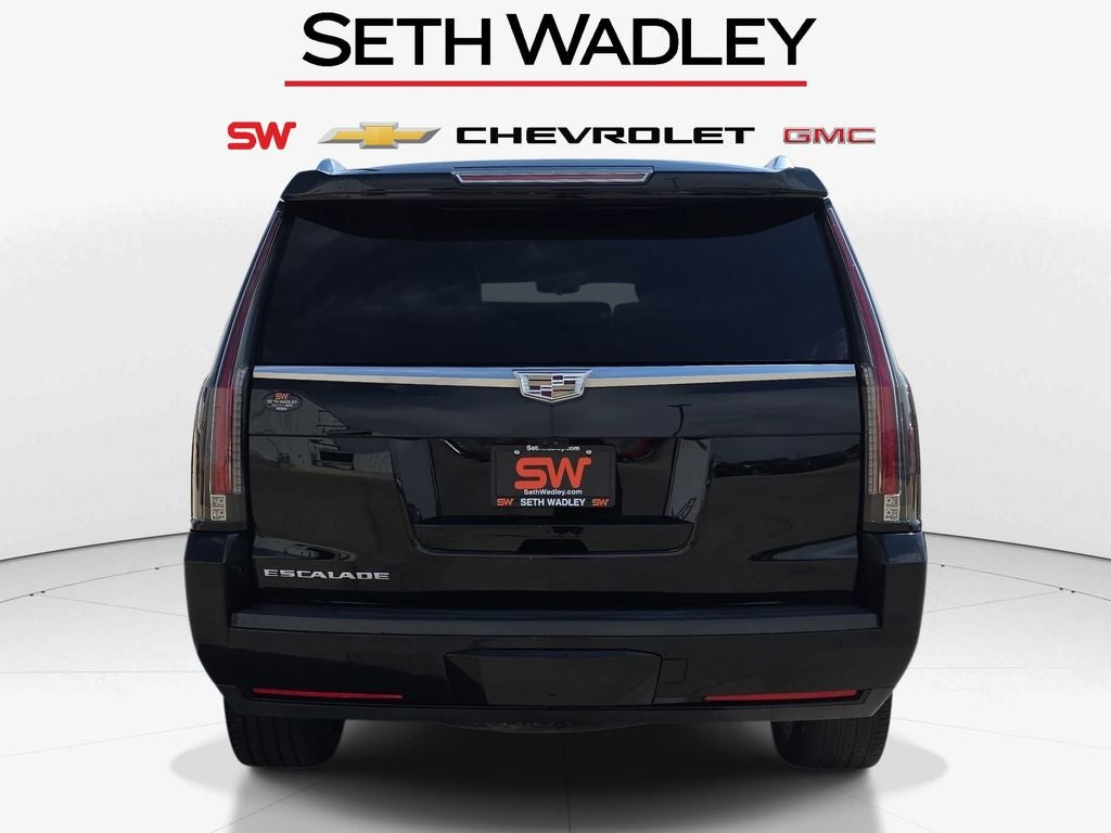 2018 Cadillac Escalade Luxury