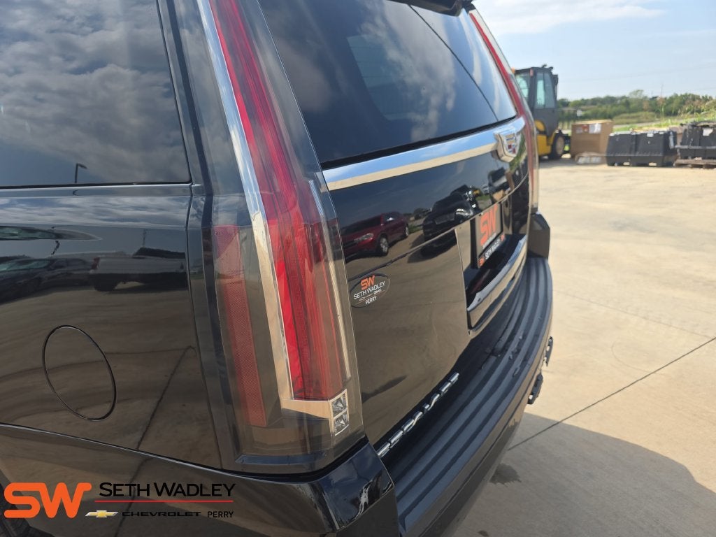 2018 Cadillac Escalade ESV Platinum Edition