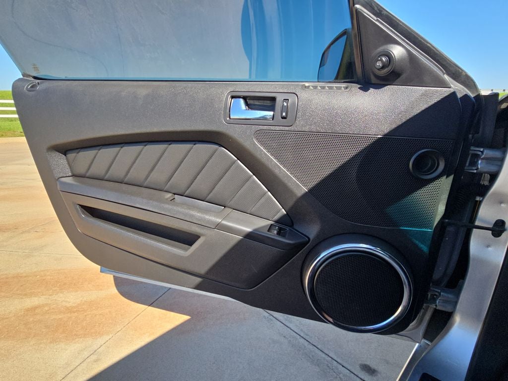 2013 Ford Mustang V6 Premium