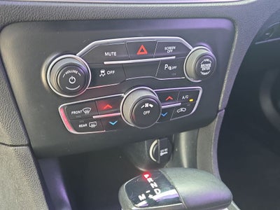 2018 Dodge Charger SXT