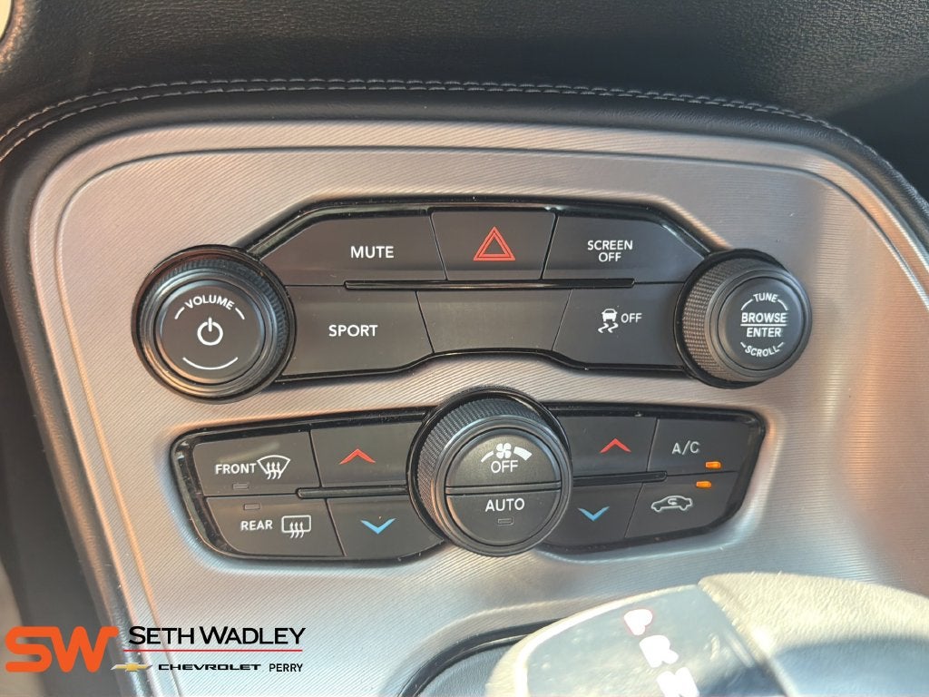 2023 Dodge Challenger SXT