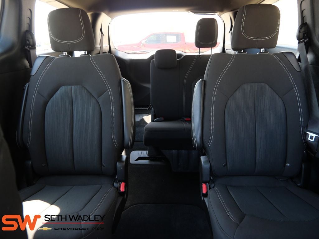 2023 Chrysler Pacifica Touring