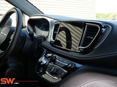 2023 Chrysler Pacifica Touring