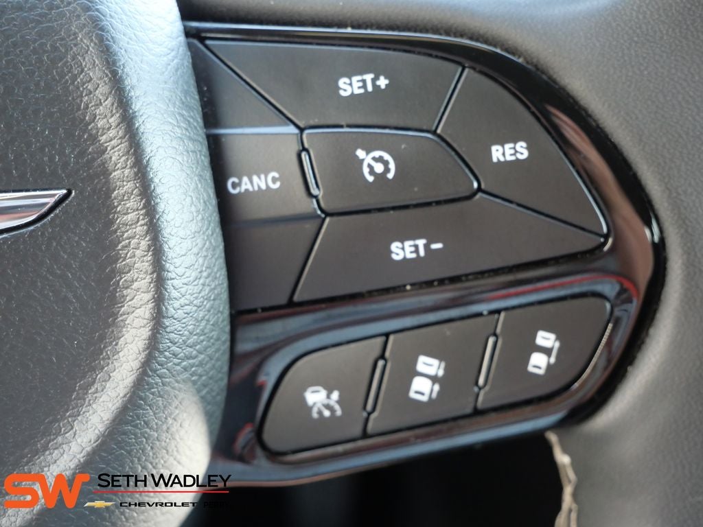 2023 Chrysler Pacifica Touring