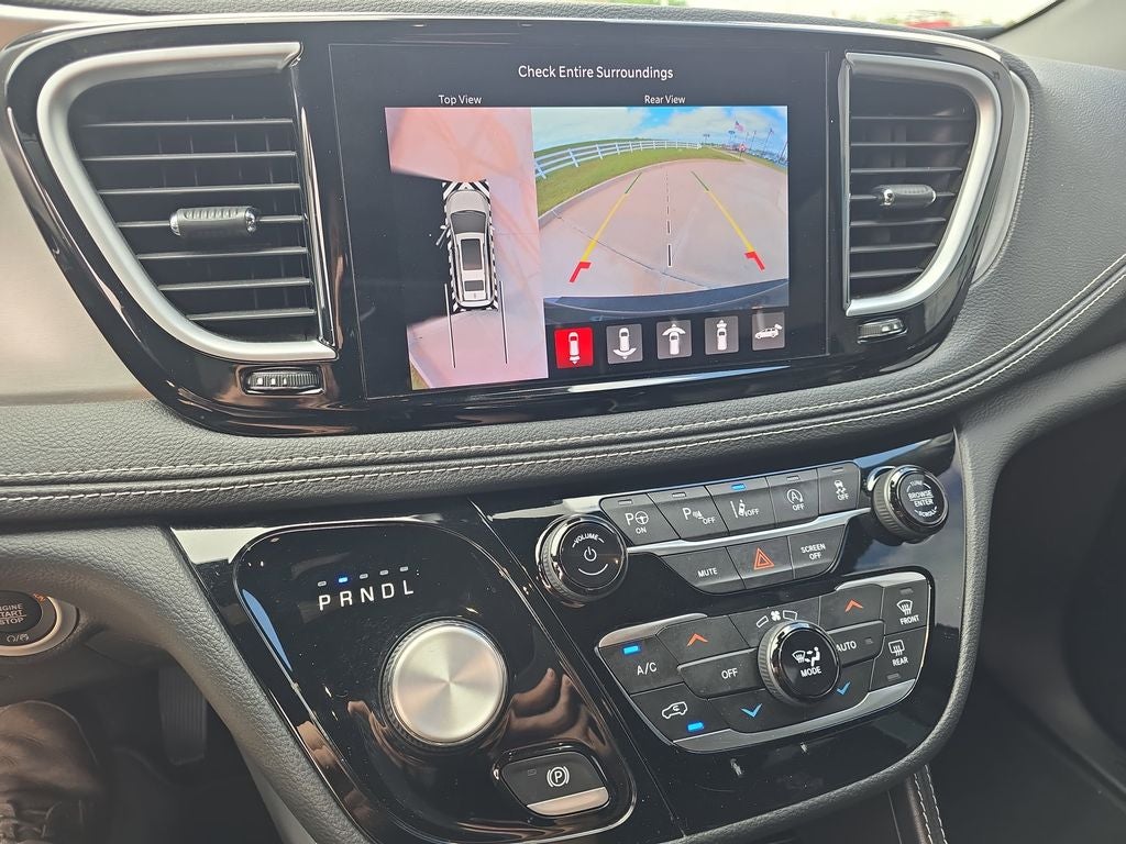 2022 Chrysler Pacifica Limited