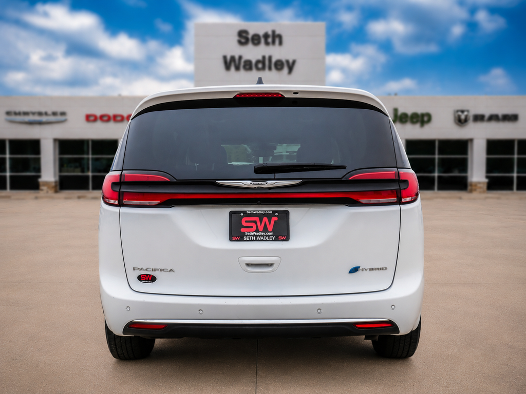 2024 Chrysler Pacifica Hybrid Select