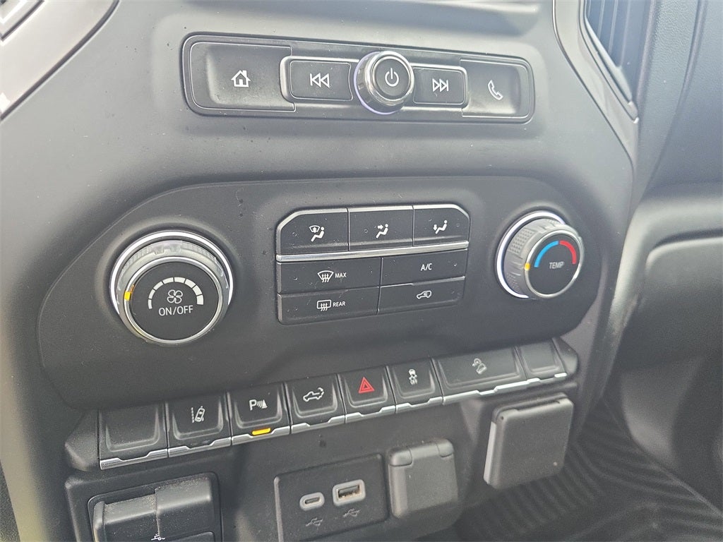 2024 Chevrolet Silverado 2500HD Custom