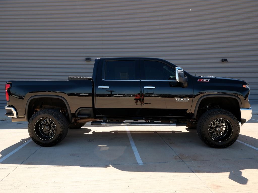 2024 Chevrolet Silverado 2500HD LTZ 6 INCH LIFT WITH CUSTOM WHEELS AND TIRES