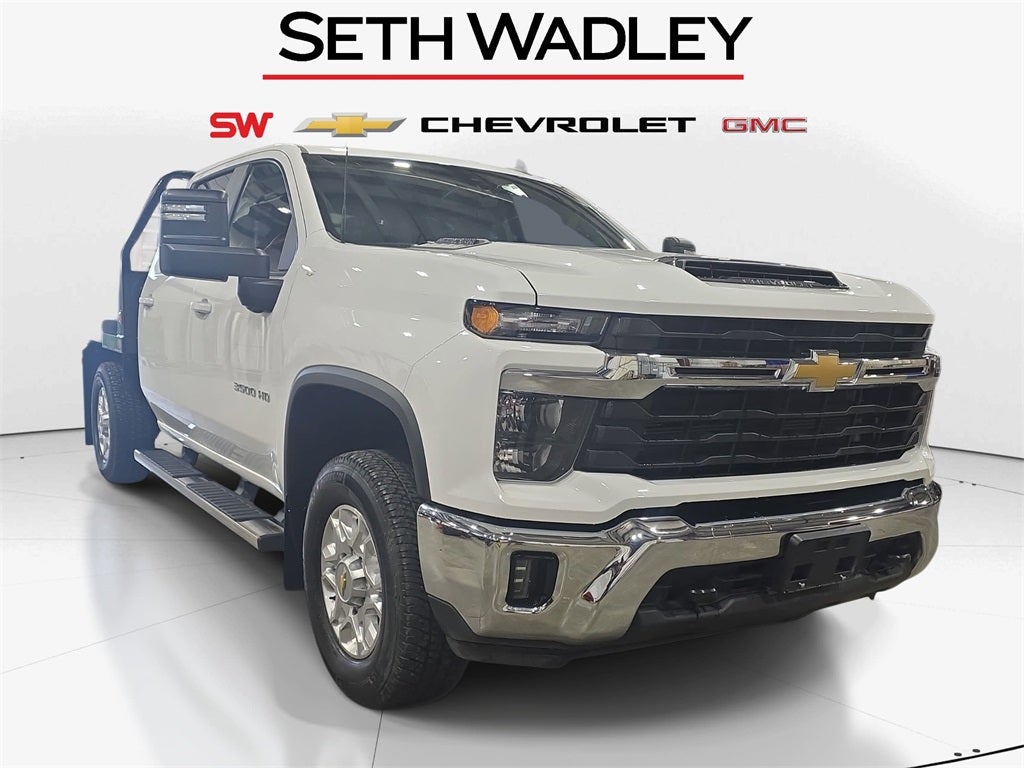 2024 Chevrolet Silverado 3500HD LT W/flatbed
