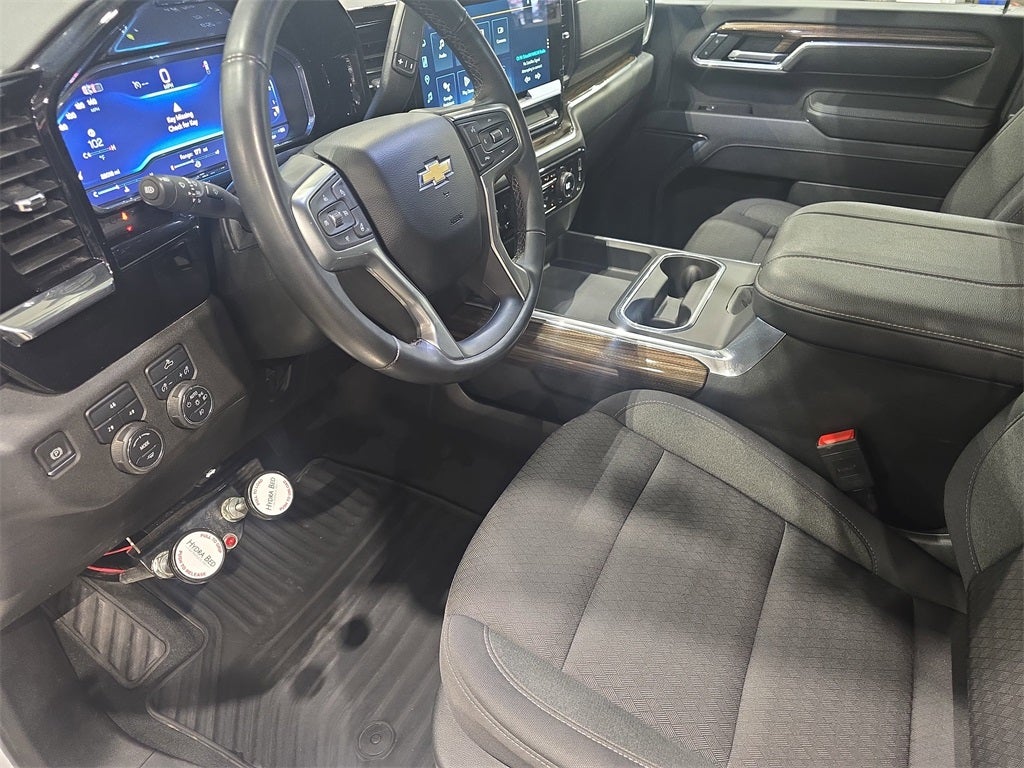 2024 Chevrolet Silverado 3500HD LT W/flatbed