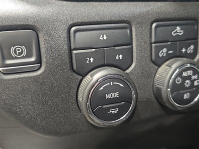 2024 Chevrolet Silverado 3500HD LT W/flatbed