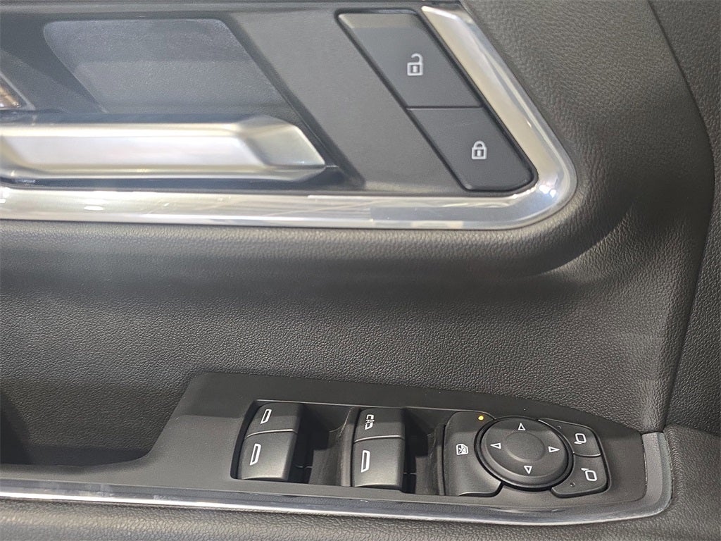 2024 Chevrolet Silverado 3500HD LT W/flatbed