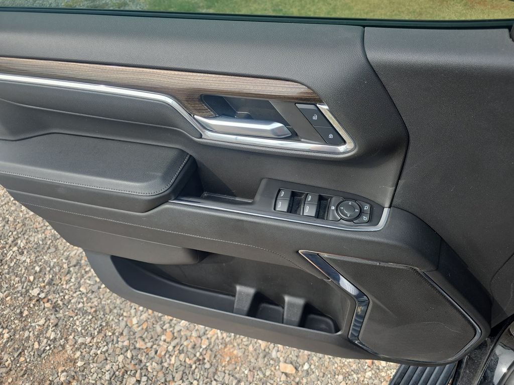 2024 Chevrolet Silverado 1500 LT LT1