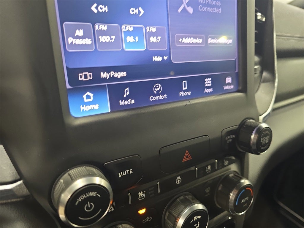 2022 RAM 2500 Laramie Night Edition Towing tech pac