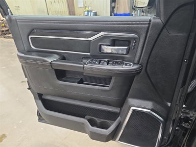 2022 RAM 2500 Laramie Night Edition Towing tech pac