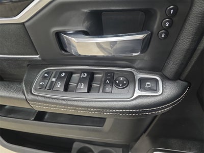 2022 RAM 2500 Laramie Night Edition Towing tech pac