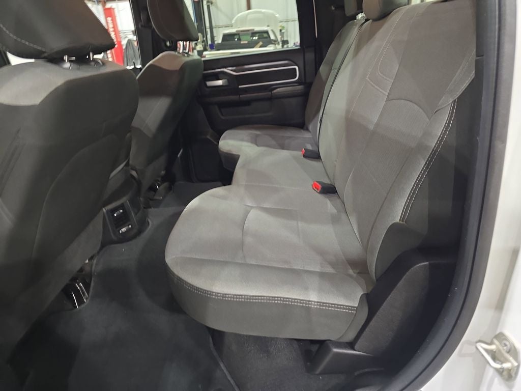 2024 RAM 3500 SLT Flat Bed