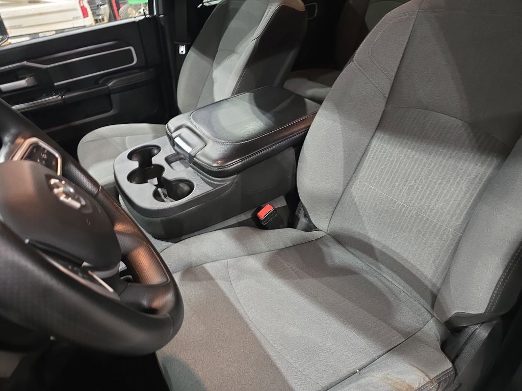 2024 RAM 3500 SLT Flat Bed