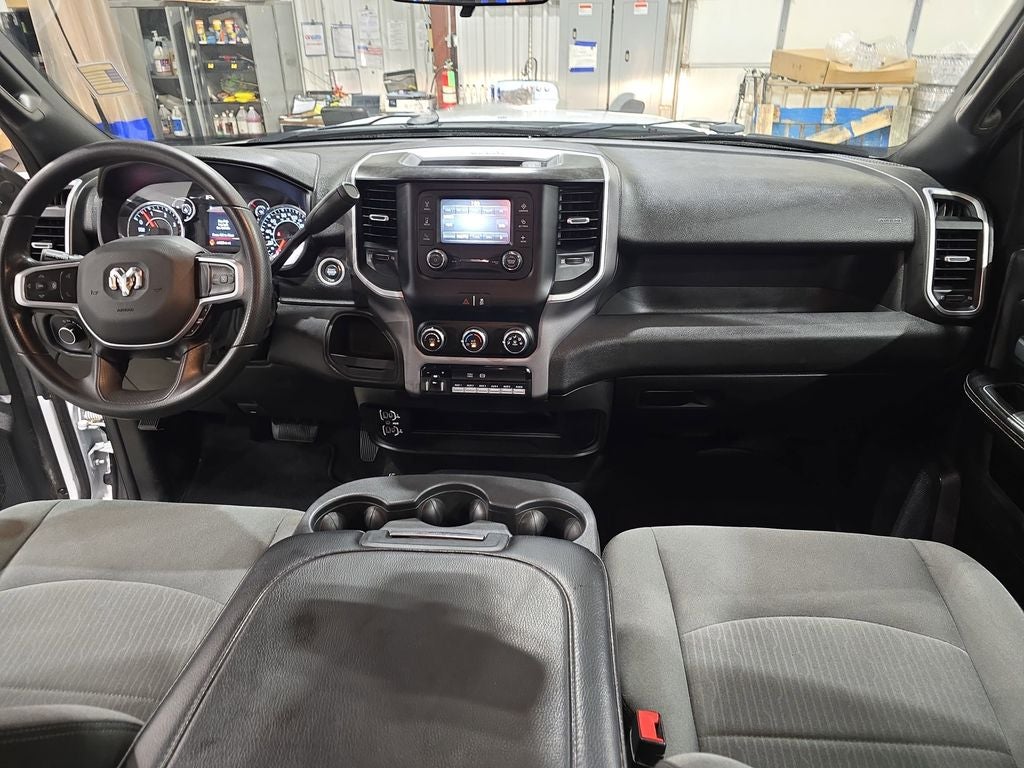 2024 RAM 3500 SLT Flat Bed