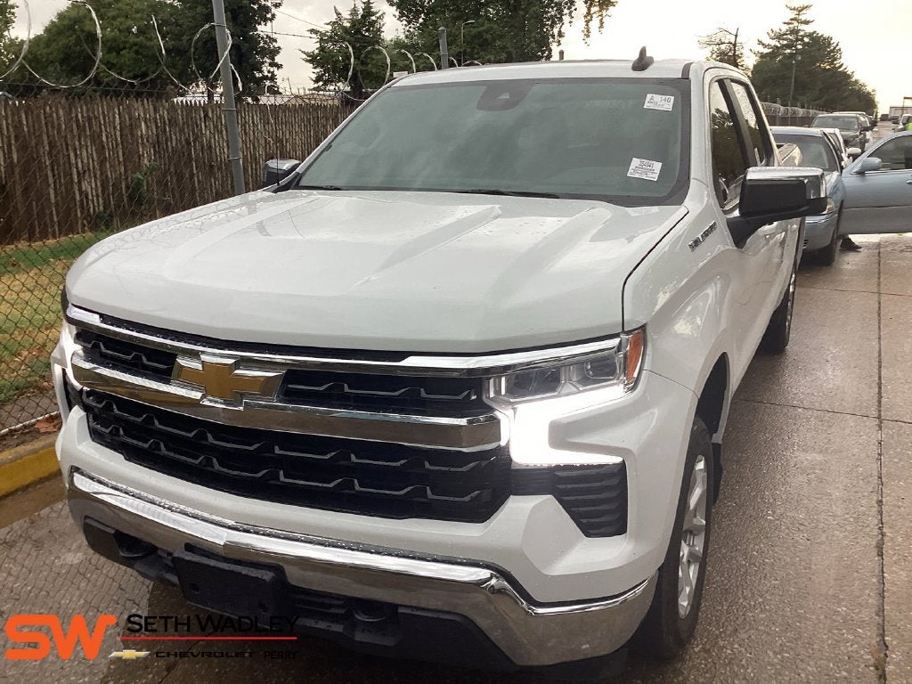 2024 Chevrolet Silverado 1500 LT