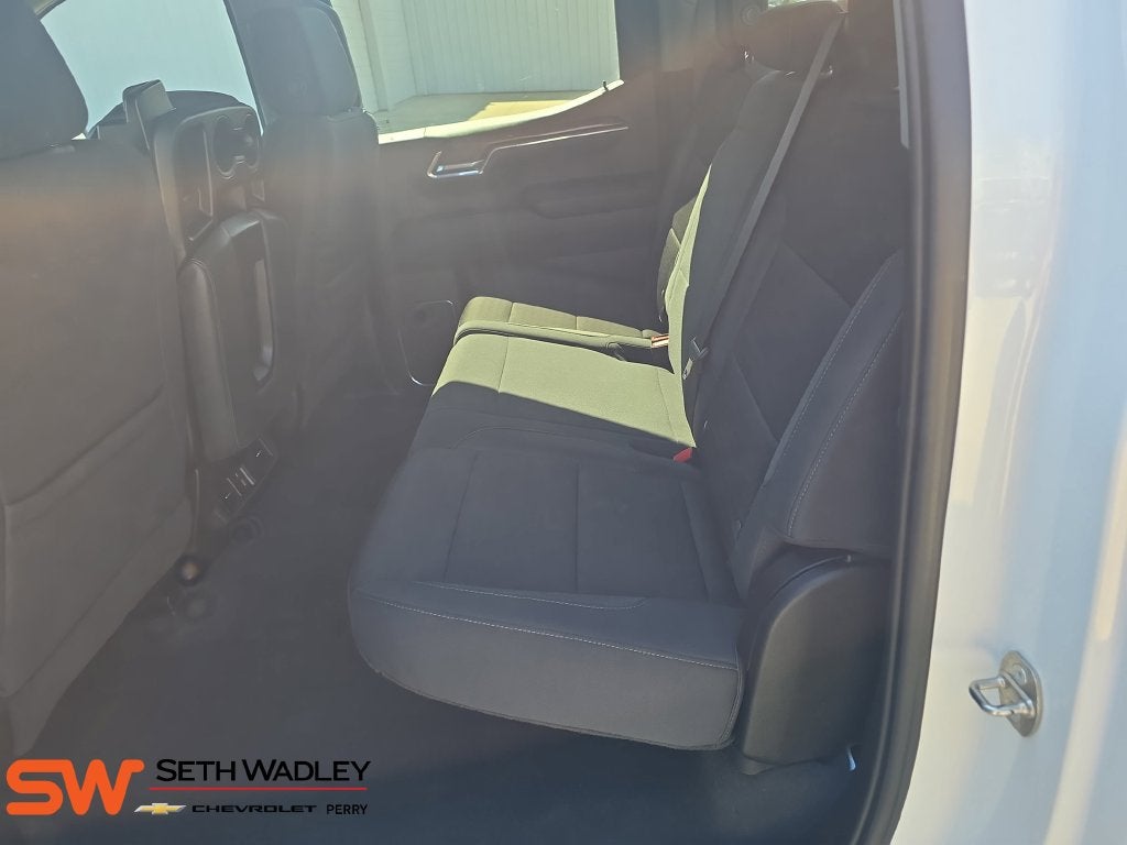 2024 Chevrolet Silverado 1500 LT LT1