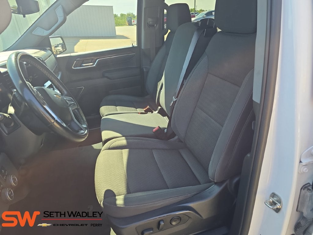 2024 Chevrolet Silverado 1500 LT LT1