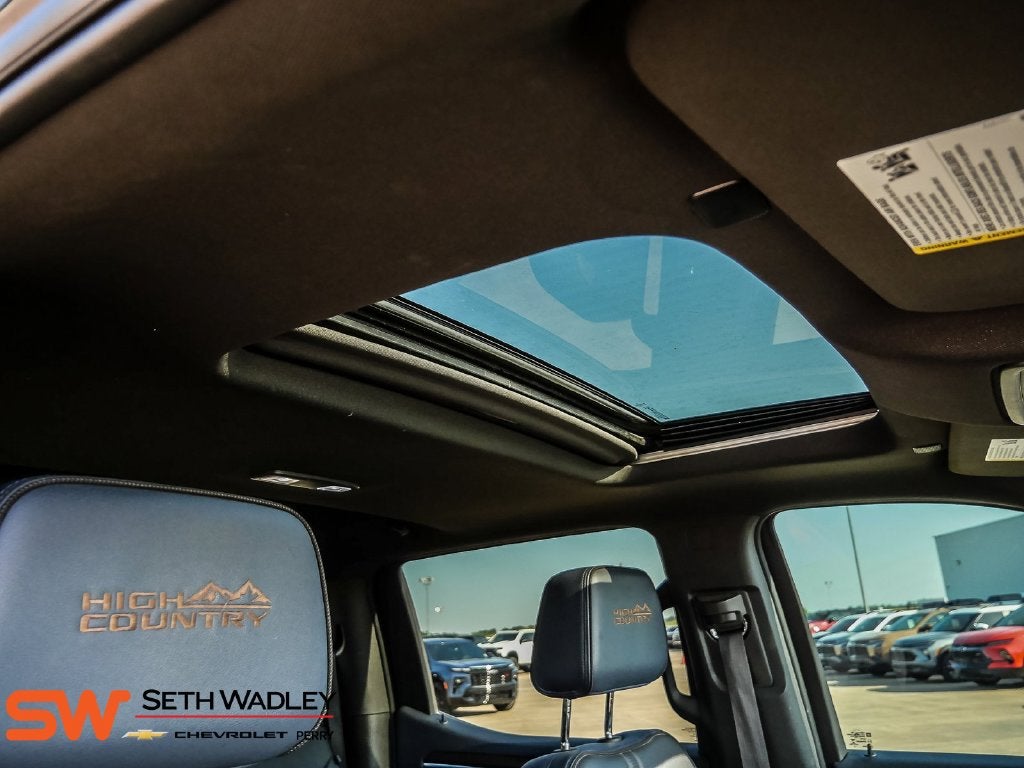 2022 Chevrolet Silverado 1500 High Country