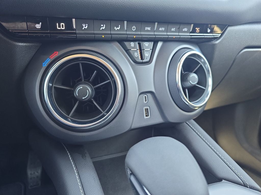 2025 Chevrolet Blazer LT