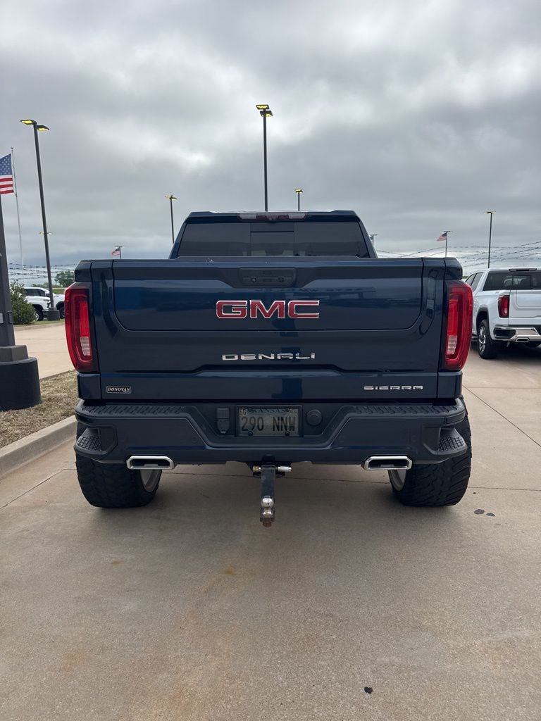 2021 GMC Sierra 1500 Denali CUSTOME 9 INCH LIFTWITH 26 INCH AMERICAN FORCES