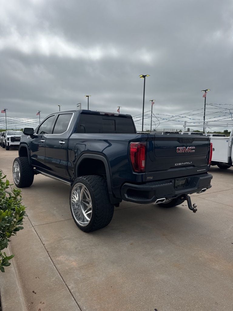 2021 GMC Sierra 1500 Denali CUSTOME 9 INCH LIFTWITH 26 INCH AMERICAN FORCES