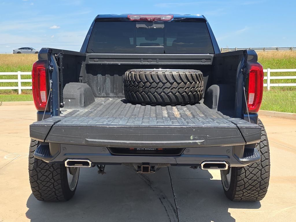 2021 GMC Sierra 1500 Denali CUSTOME 9 INCH LIFTWITH 26 INCH AMERICAN FORCES