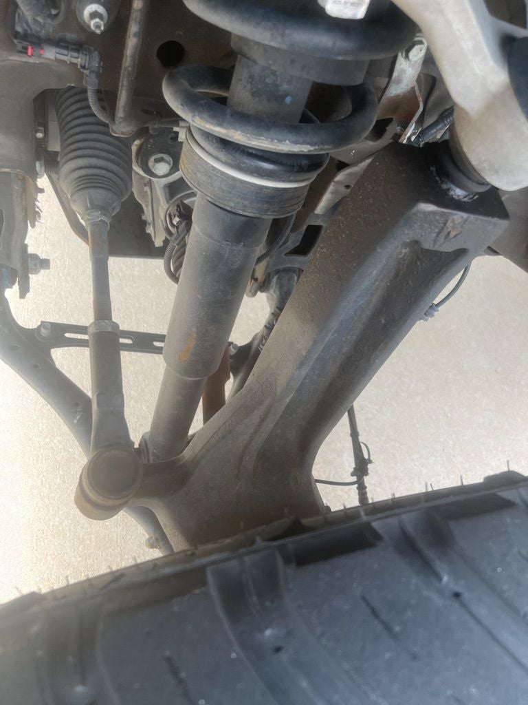 2021 GMC Sierra 1500 Denali CUSTOME 9 INCH LIFTWITH 26 INCH AMERICAN FORCES