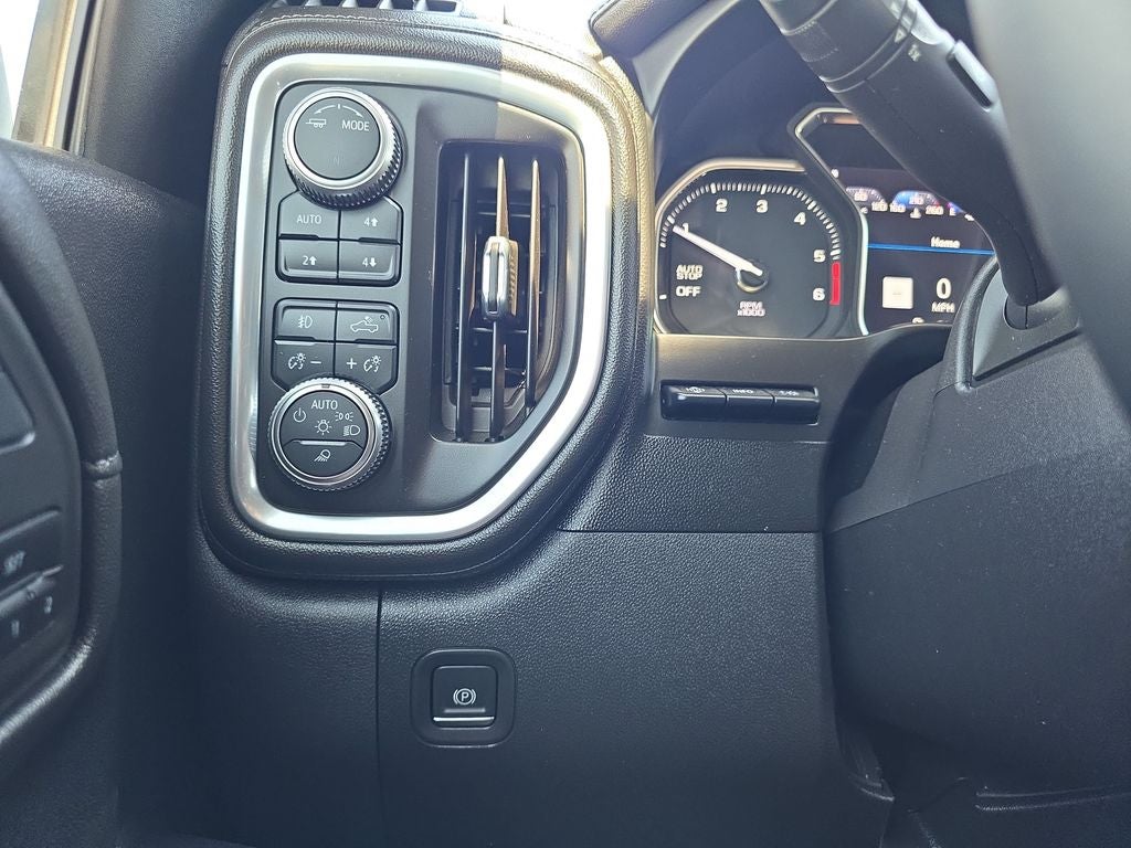 2021 GMC Sierra 1500 Denali CUSTOME 9 INCH LIFTWITH 26 INCH AMERICAN FORCES
