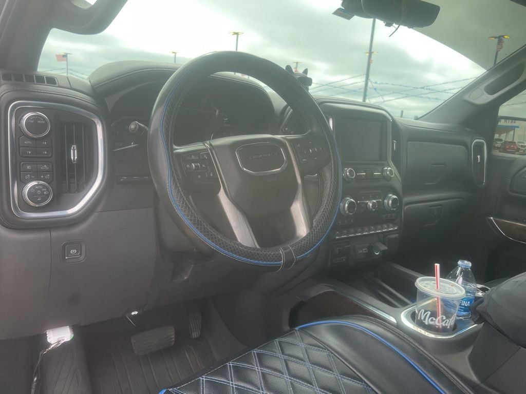 2021 GMC Sierra 1500 Denali CUSTOME 9 INCH LIFTWITH 26 INCH AMERICAN FORCES