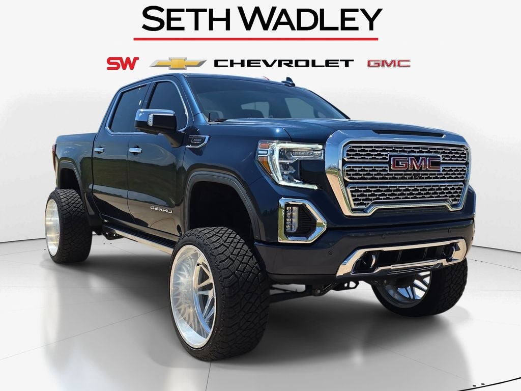 2021 GMC Sierra 1500 Denali CUSTOME 9 INCH LIFTWITH 26 INCH AMERICAN FORCES