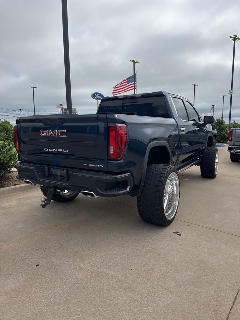 2021 GMC Sierra 1500 Denali CUSTOME 9 INCH LIFTWITH 26 INCH AMERICAN FORCES