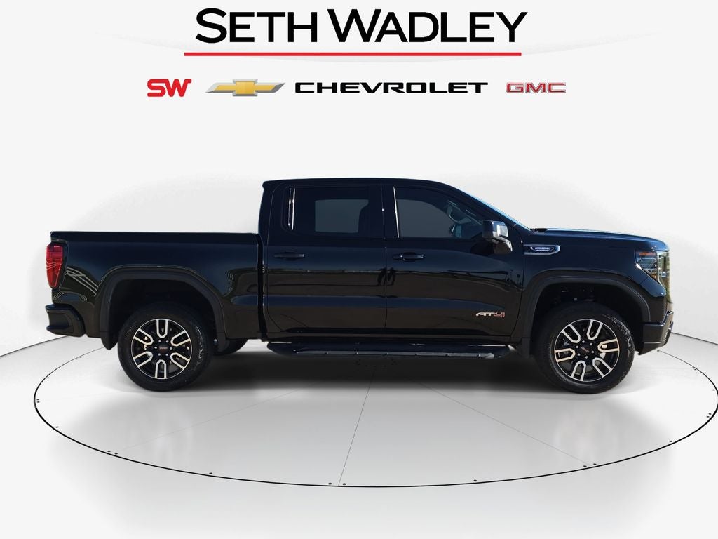 2025 GMC Sierra 1500 AT4