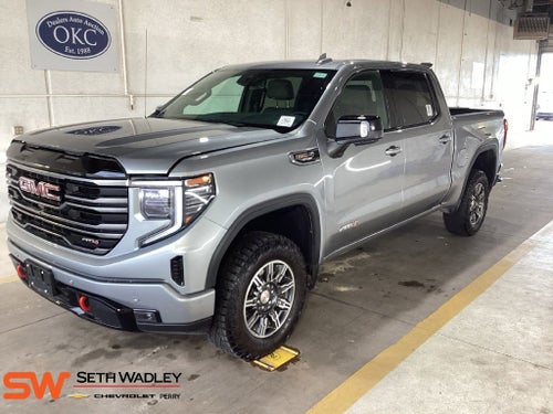 2025 GMC Sierra 1500 AT4
