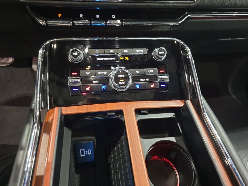 2024 Lincoln Navigator Premiere