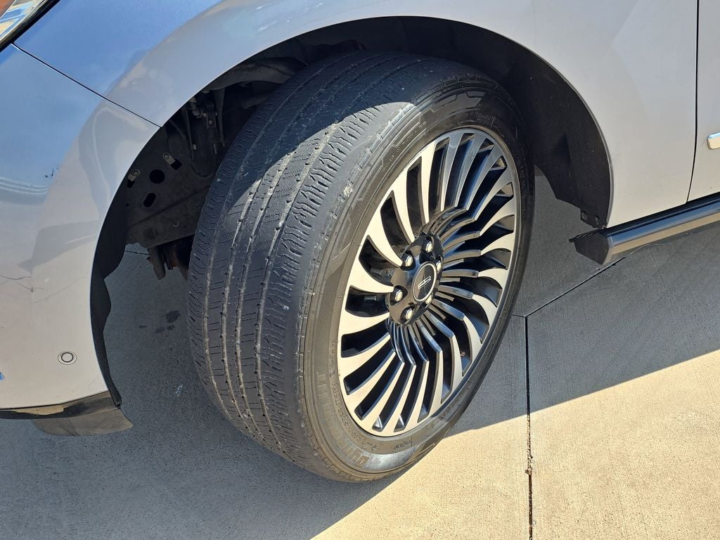2021 Lincoln Navigator Black Label CHROMA CRYSTAL BLUE PREMIUM