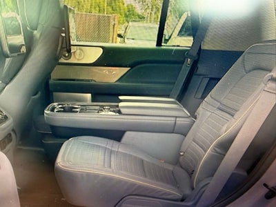 2021 Lincoln Navigator Black Label CHROMA CRYSTAL BLUE PREMIUM