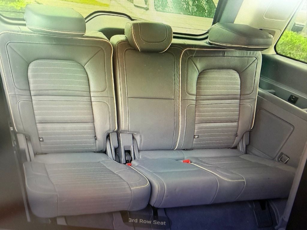 2021 Lincoln Navigator Black Label CHROMA CRYSTAL BLUE PREMIUM