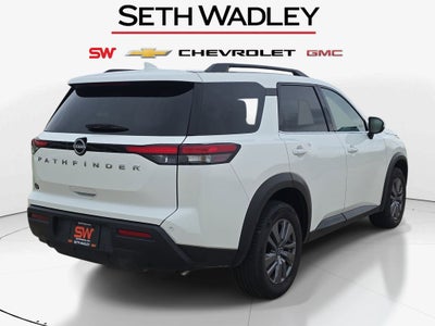2025 Nissan Pathfinder SV
